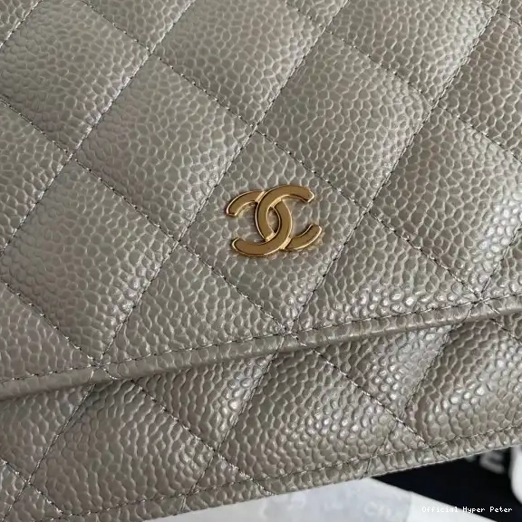 Hyper Peter EDITION WALLET CHANEL NEW CAVIAR CHAIN 0611